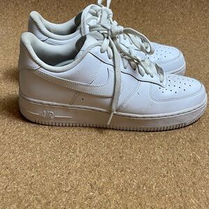 Nike White Low-Top Leather Sneakers Air force1
